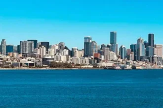 Seattle Waterfront Guide: Top Attractions, Scenic Walks and Must-See Spots