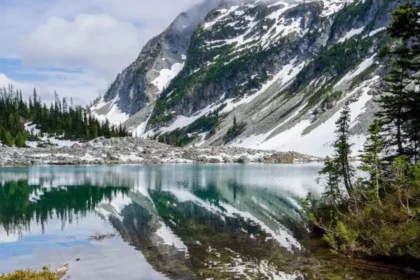 Best Hiking Trails in North Cascades National Park