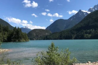 Diablo Lake Washington: Turquoise Viewpoints, Trails & Best Time