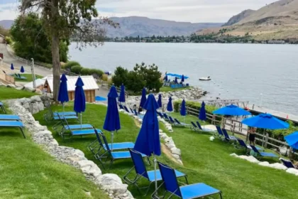 Lake Chelan Washington Vacation Guide: Complete Guide to Wine and Water Adventures
