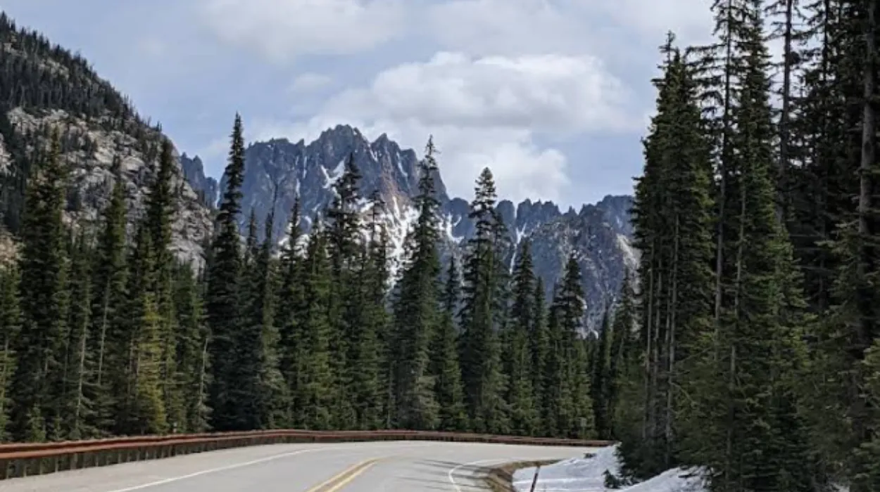 North Cascades Scenic Drive: Essential Stops Along Washington’s Ultimate Mountain Highway