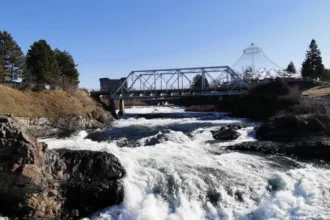 Spokane Falls Best Viewing Spots Complete Visitor Guide Washington Waterfall