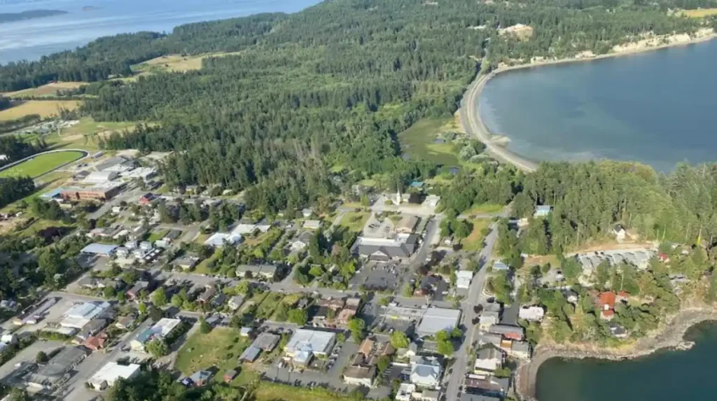 What marine activities like sea kayaking, whale watching, and fishing exist on Orcas Island?