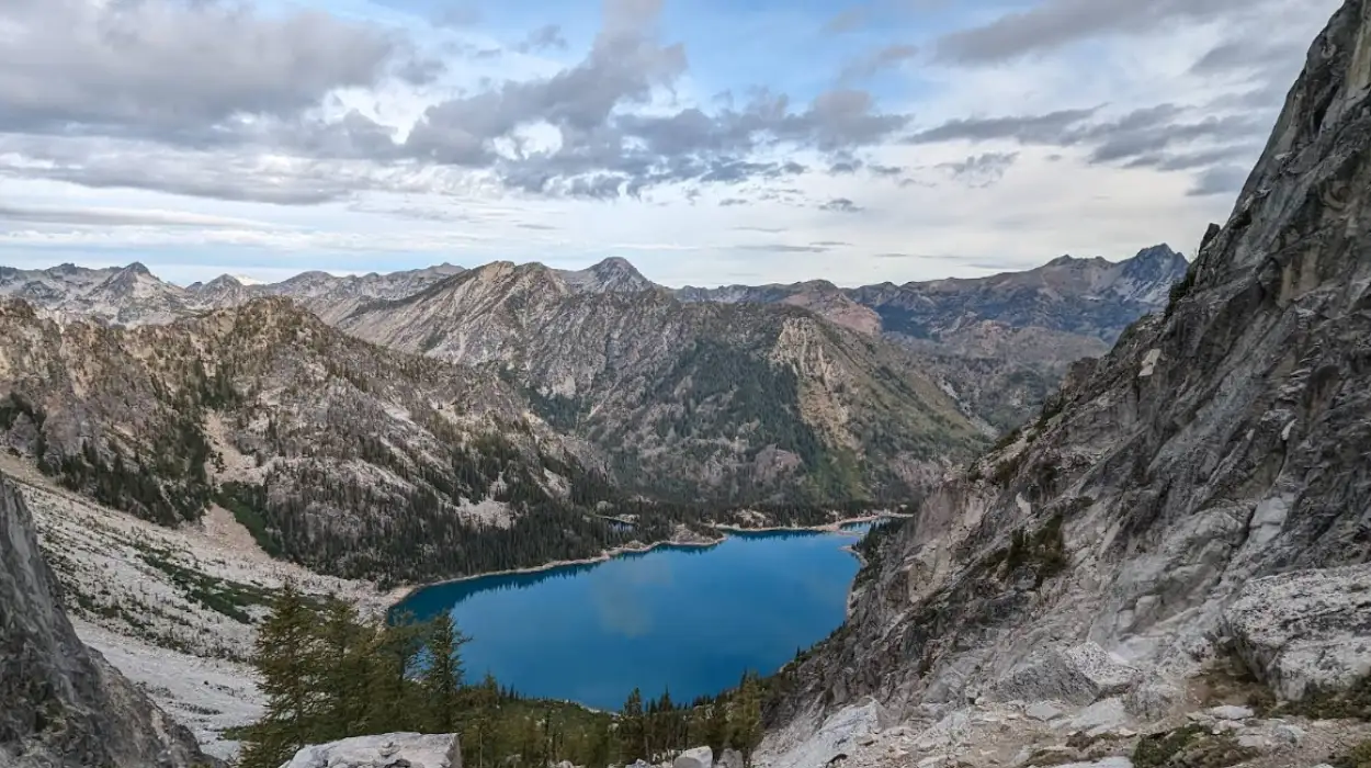 Hidden Swimming Spots in Washington: A Nature Guide for Summer