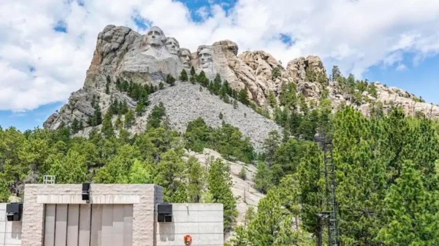 Mount Rushmore: History, Facts, Presidents, and Visitor Guide