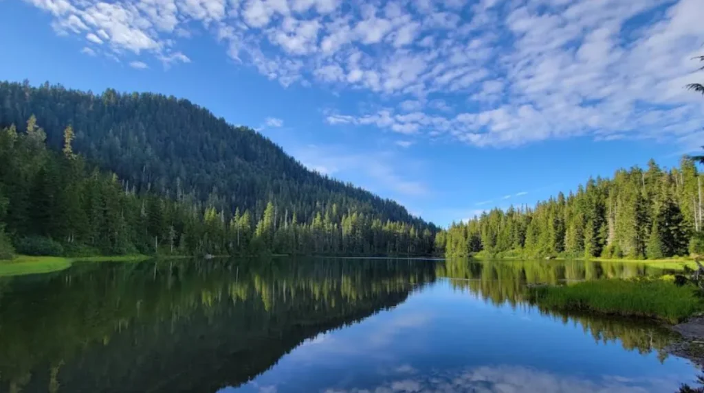 What makes a Washington destination underrated?