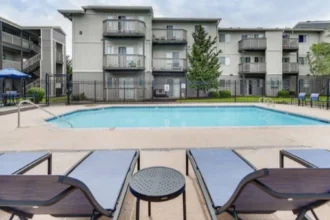 JLL Arranges $42M Refinancing for Portola Bridge Creek in Vancouver 2026