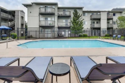 JLL Arranges $42M Refinancing for Portola Bridge Creek in Vancouver 2026