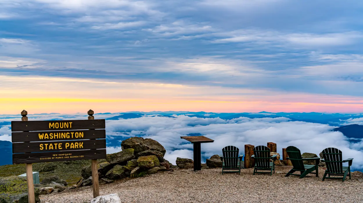 120 MPH Winds Batter Mount Washington, New Hampshire 2026